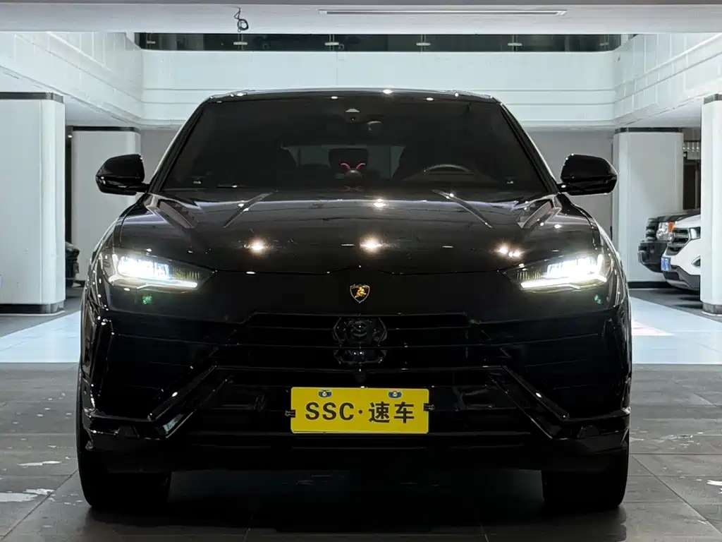 Lamborghini Urus — миниатюра 2