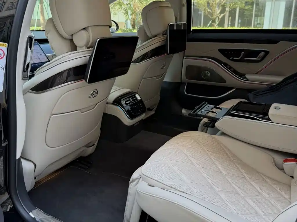 Mercedes-Benz S-Class — миниатюра 10