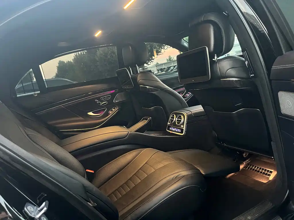 Mercedes-Benz S-Class — миниатюра 29