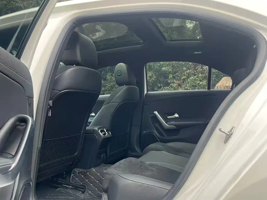 MERCEDES-BENZ A CLASS