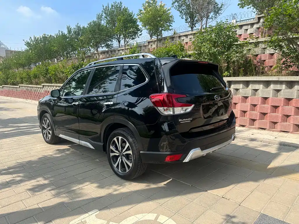 Subaru Forester 2022 2.0i AWD Flagship EyeSight
