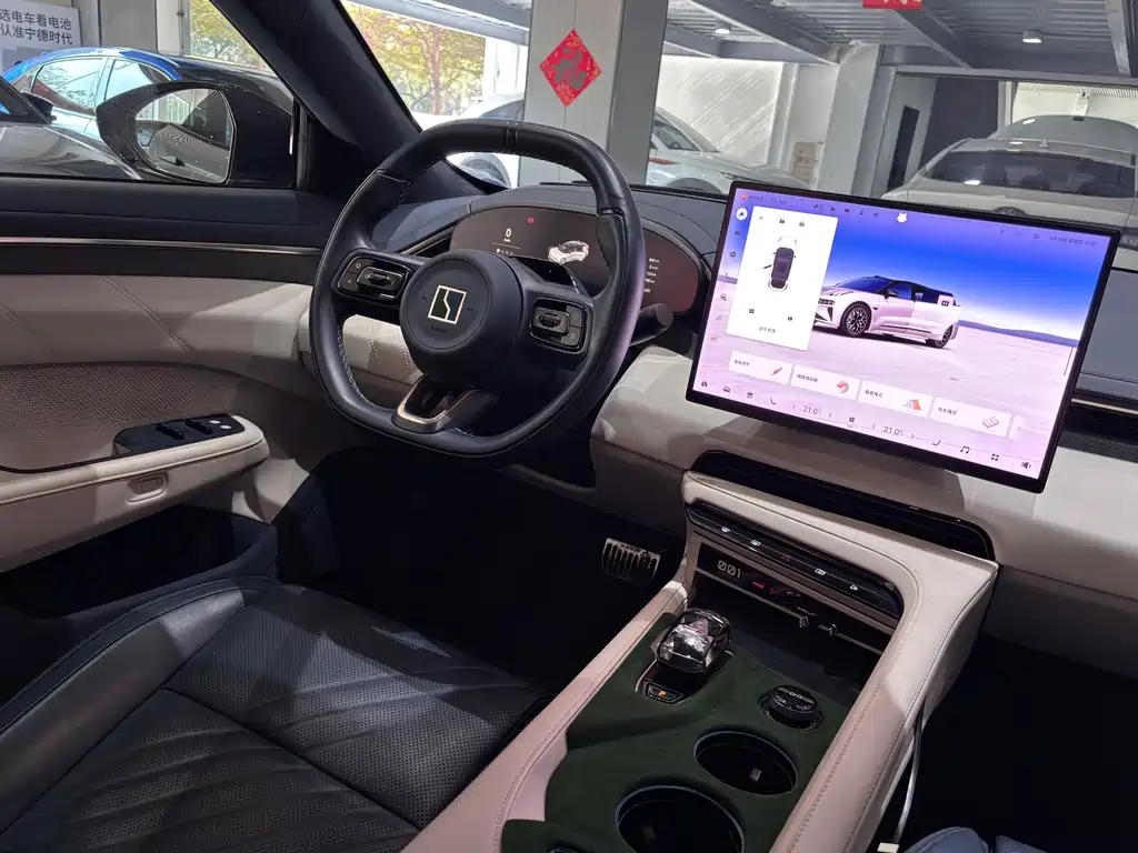 ZEEKR EXTREME KRYPTON 001