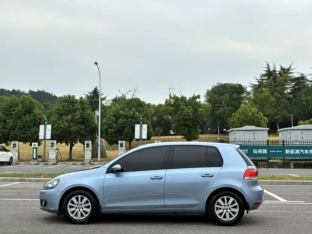 Volkswagen Golf — миниатюра 8
