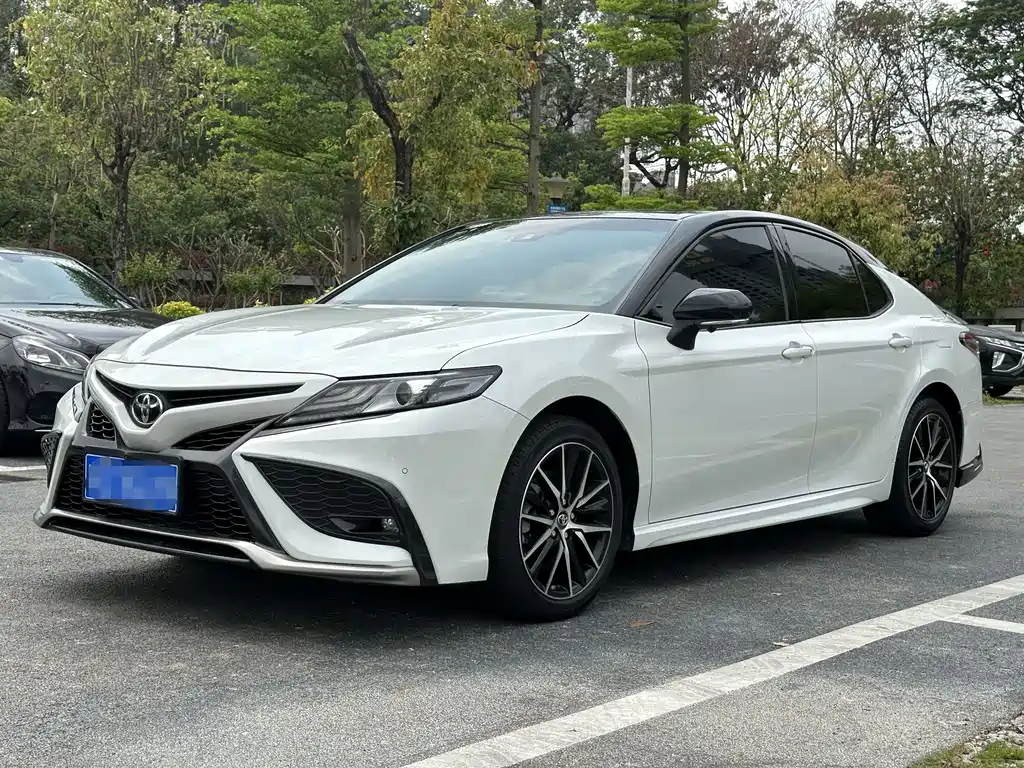 Toyota Camry 2022