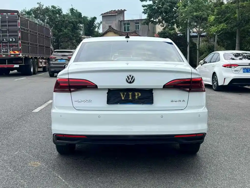 Volkswagen Bora 2020 1.5L AT Elite