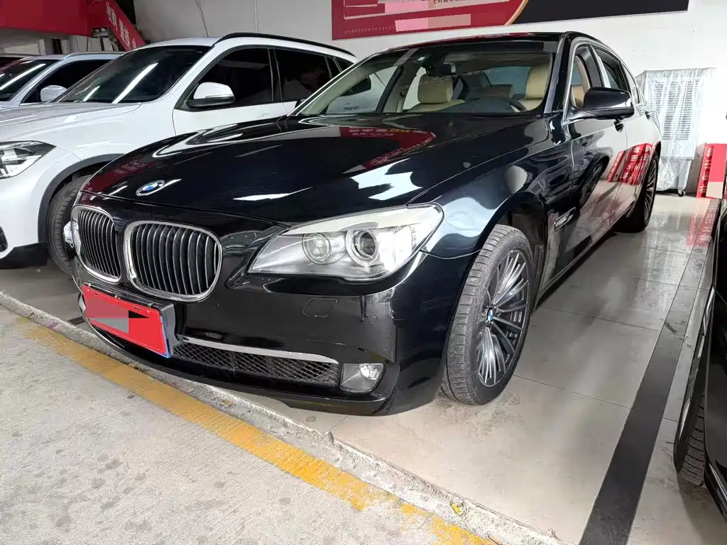 BMW 7 Series 2011