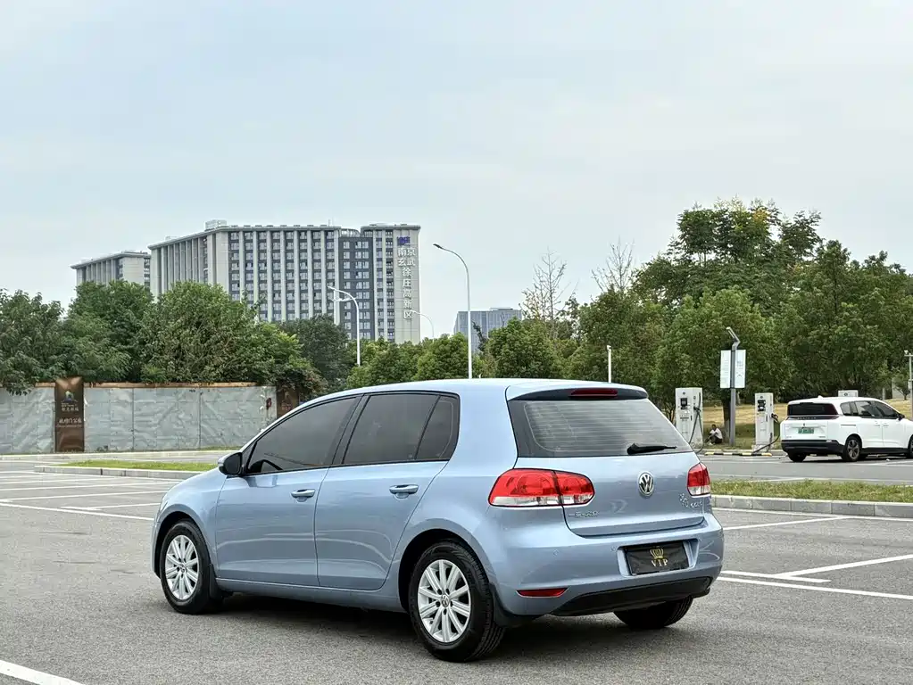 Volkswagen Golf — миниатюра 7