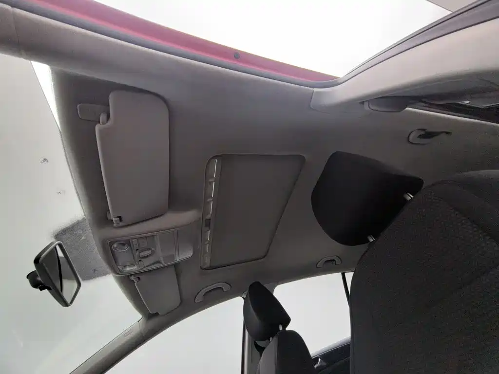 Volkswagen Golf — миниатюра 14