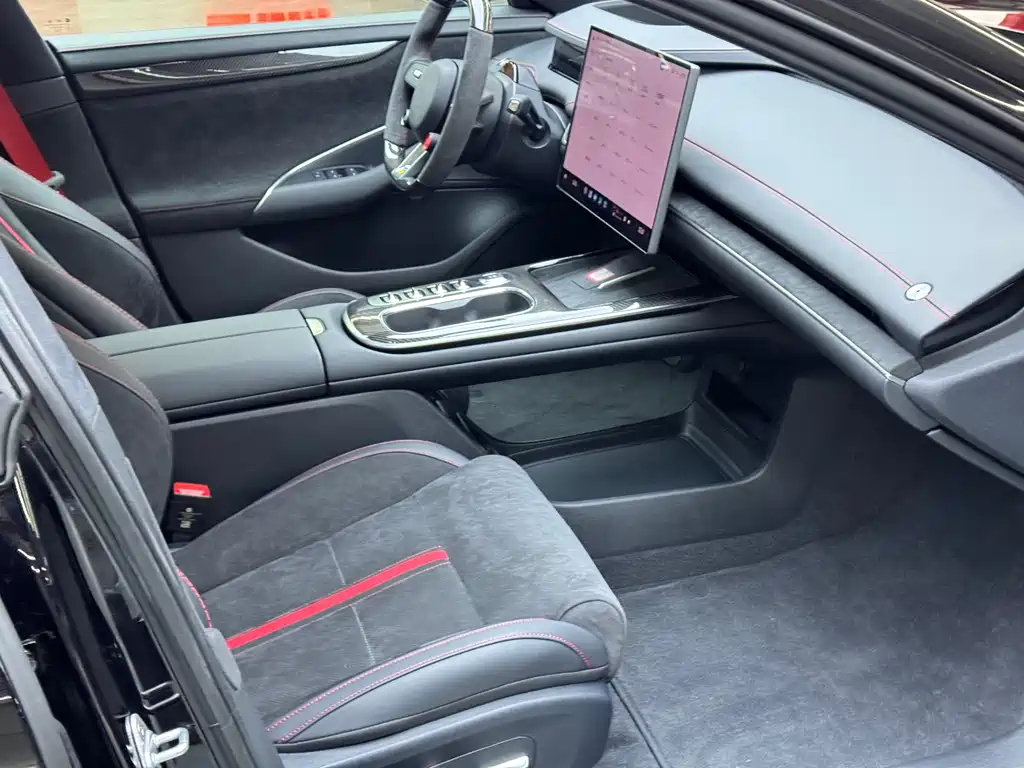 XIAOMI CAR XIAOMI SU7 ULTRA