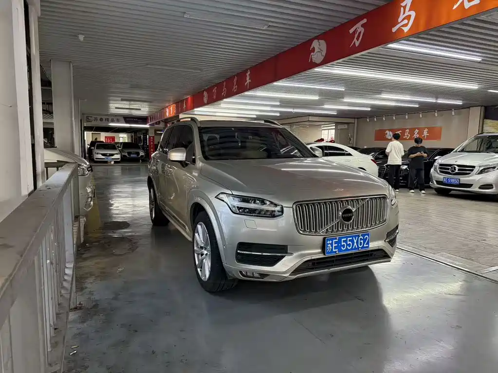 Volvo XC90 — миниатюра 3