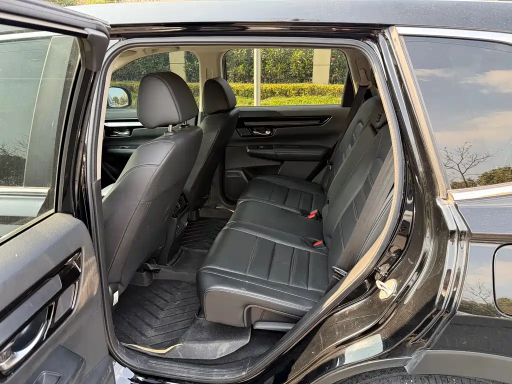 Honda CR-V 2023 240TURBO Premium 5 мест