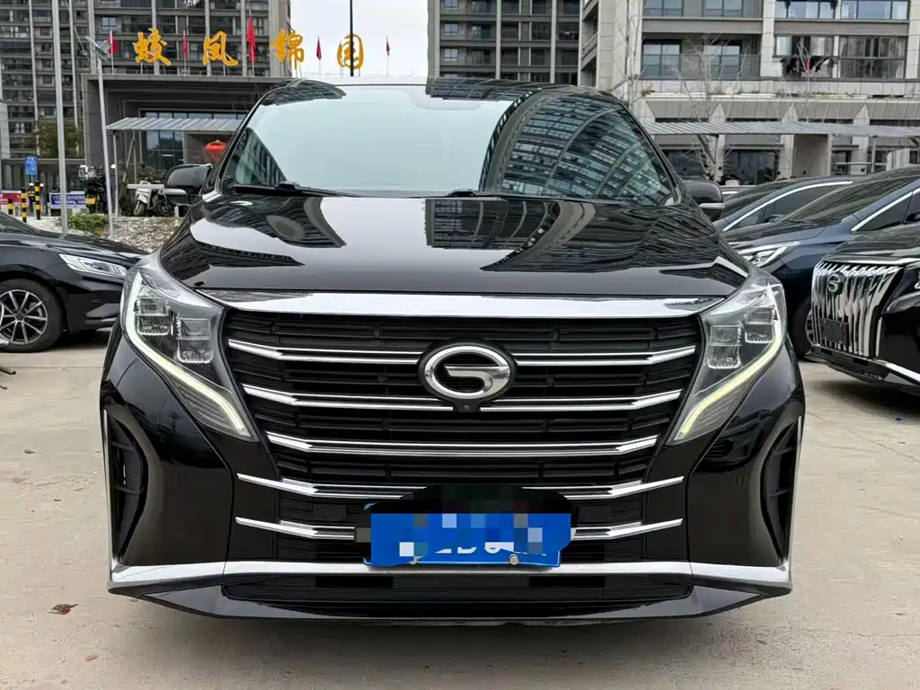 GAC TRUMPCHI M8