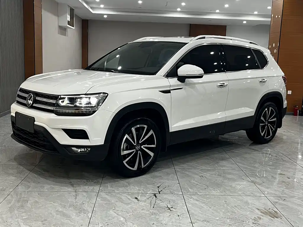VOLKSWAGEN TUYUE