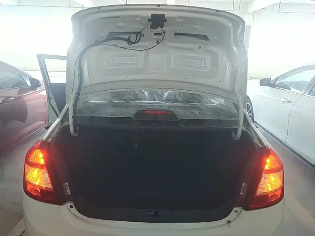 Geely King Kong — миниатюра 19