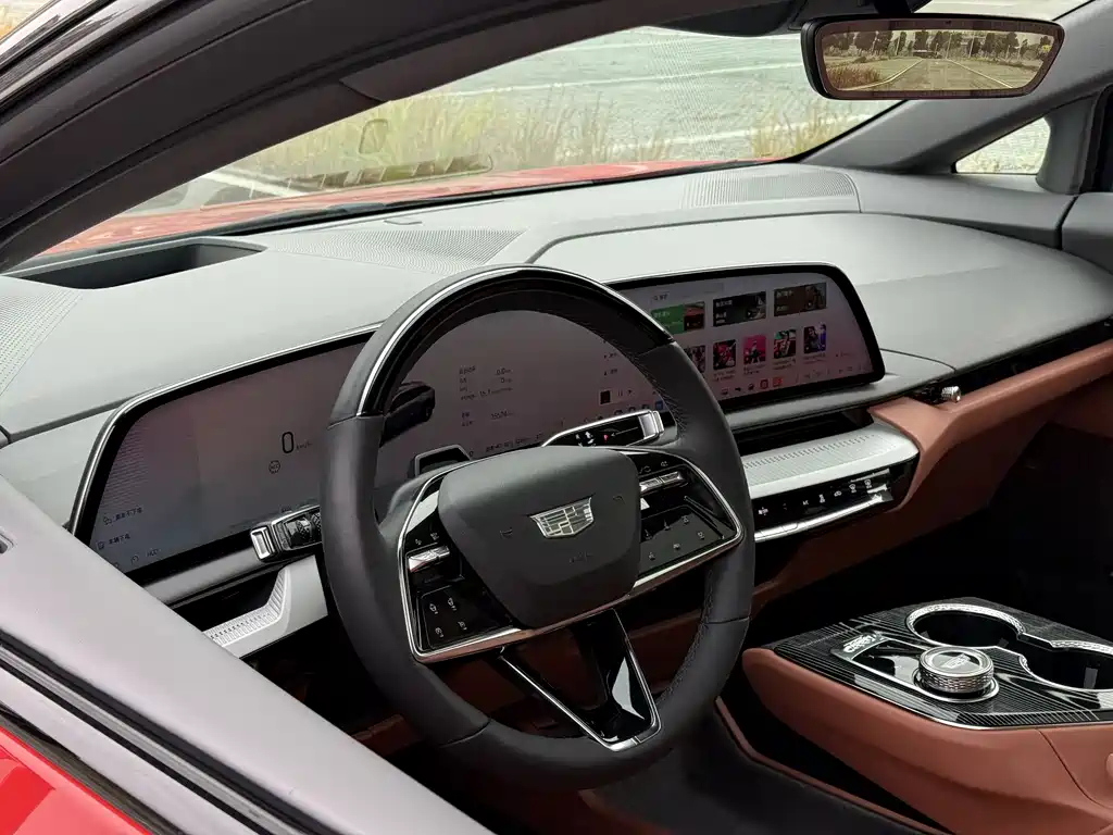 CADILLAC IQ AOGE