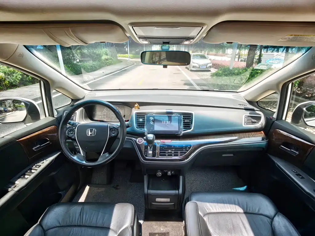 Honda Odyssey — миниатюра 7