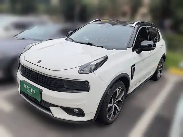 LYNK  &CO. 01 EM P 2019