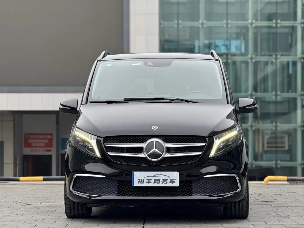 MERCEDES-BENZ V CLASS