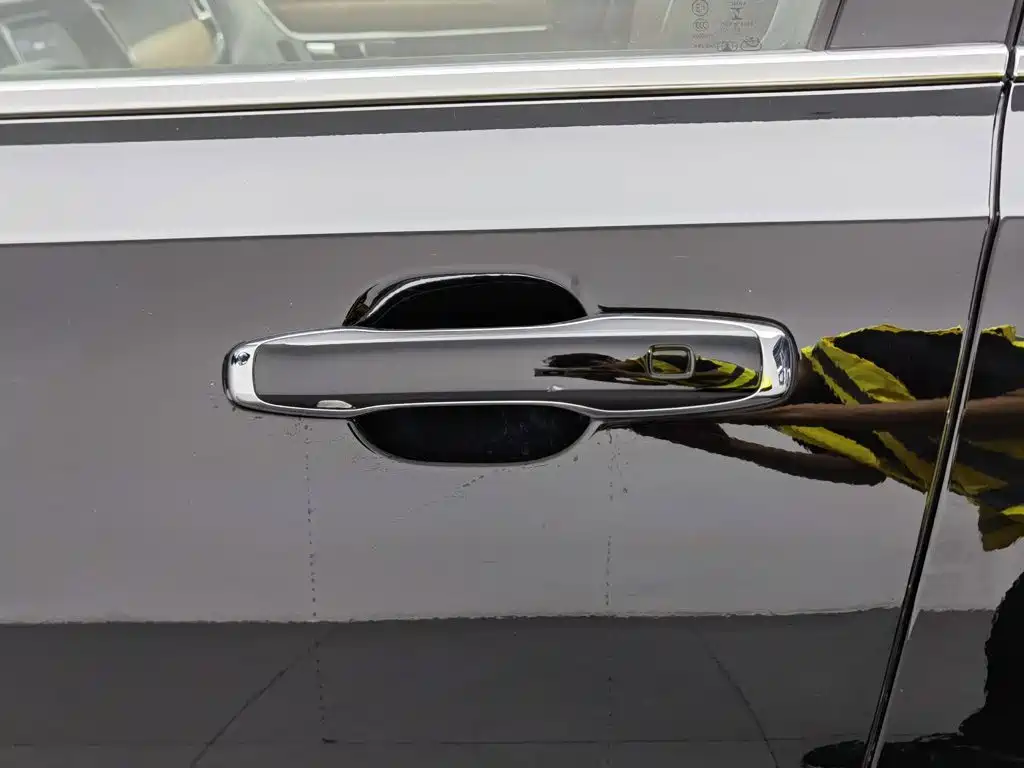 Volvo S90 — миниатюра 18