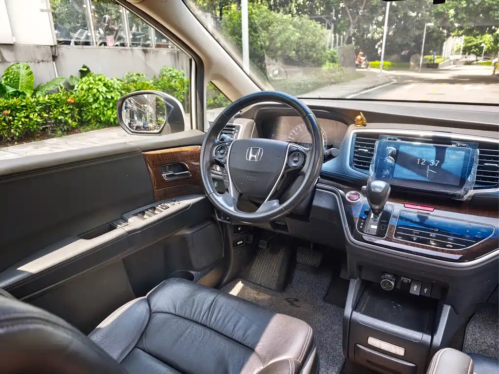 Honda Odyssey — миниатюра 8