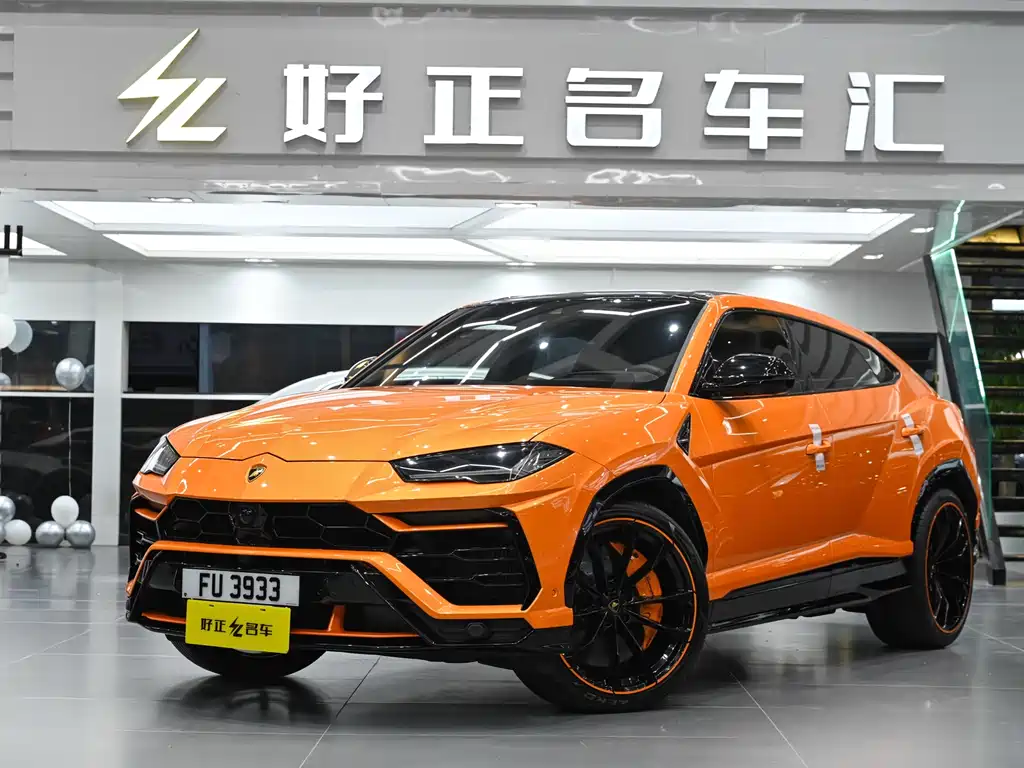 Lamborghini Urus 2021