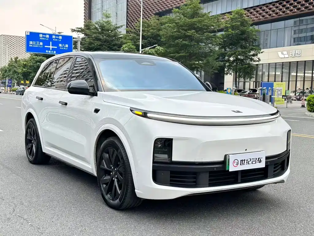 Li Auto Li L8 — миниатюра 3