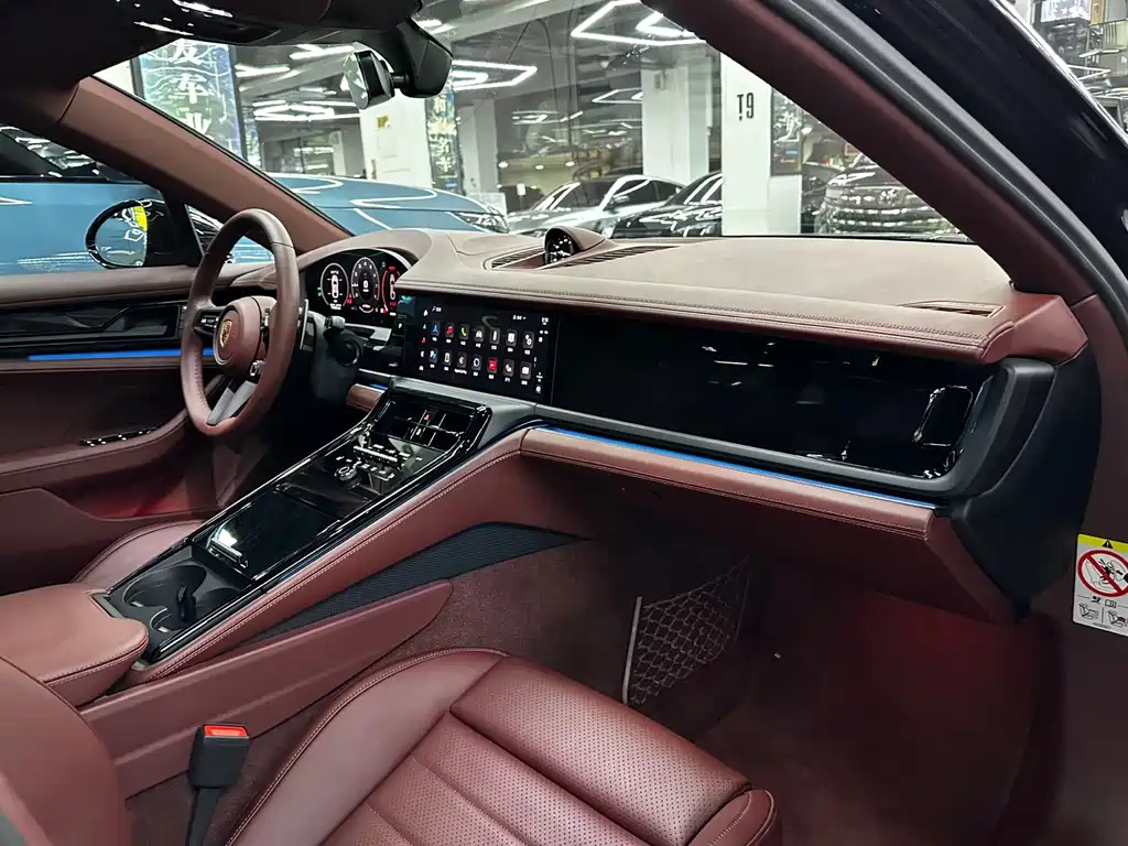 Porsche Panamera — миниатюра 11