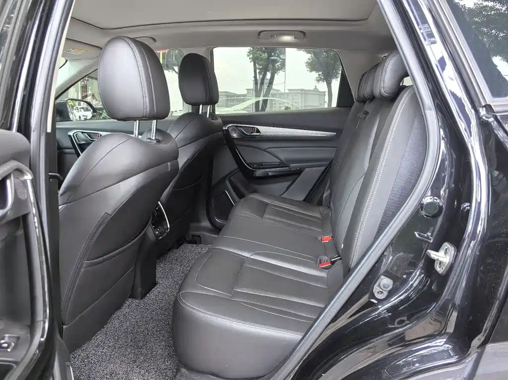 Dongfeng AX7 2020 1.6T AT AI VI