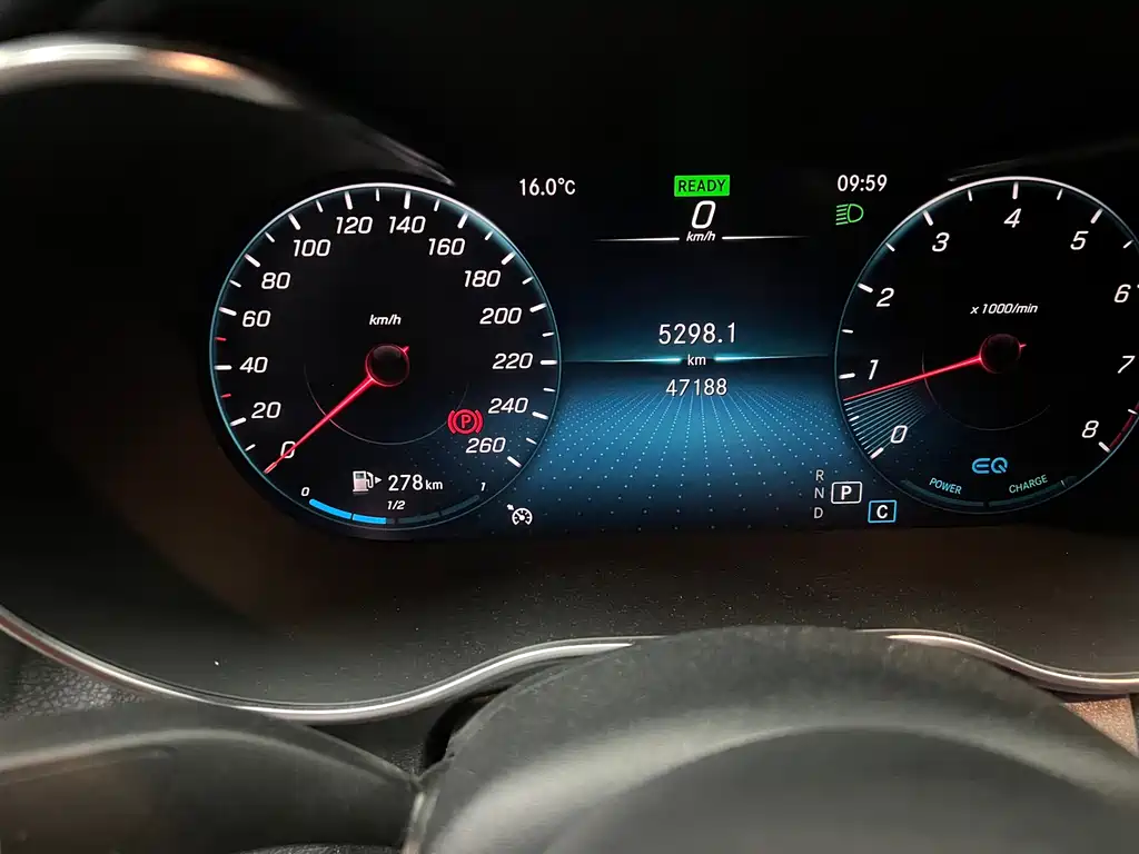 MERCEDES-BENZ C CLASS