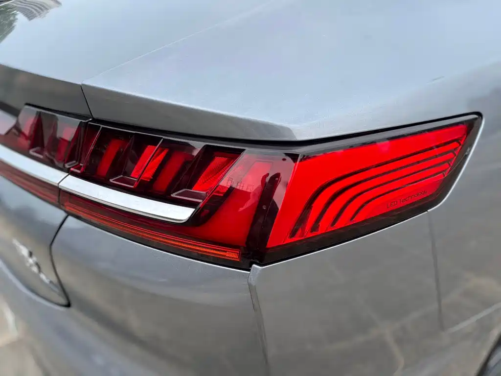 BYD Han — миниатюра 18