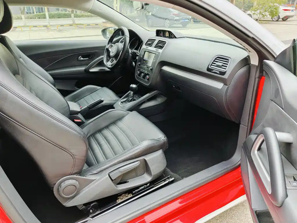 Volkswagen Scirocco 1.4TSI Elegant Edition, фото 12