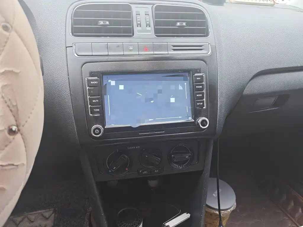 Volkswagen Polo — миниатюра 9