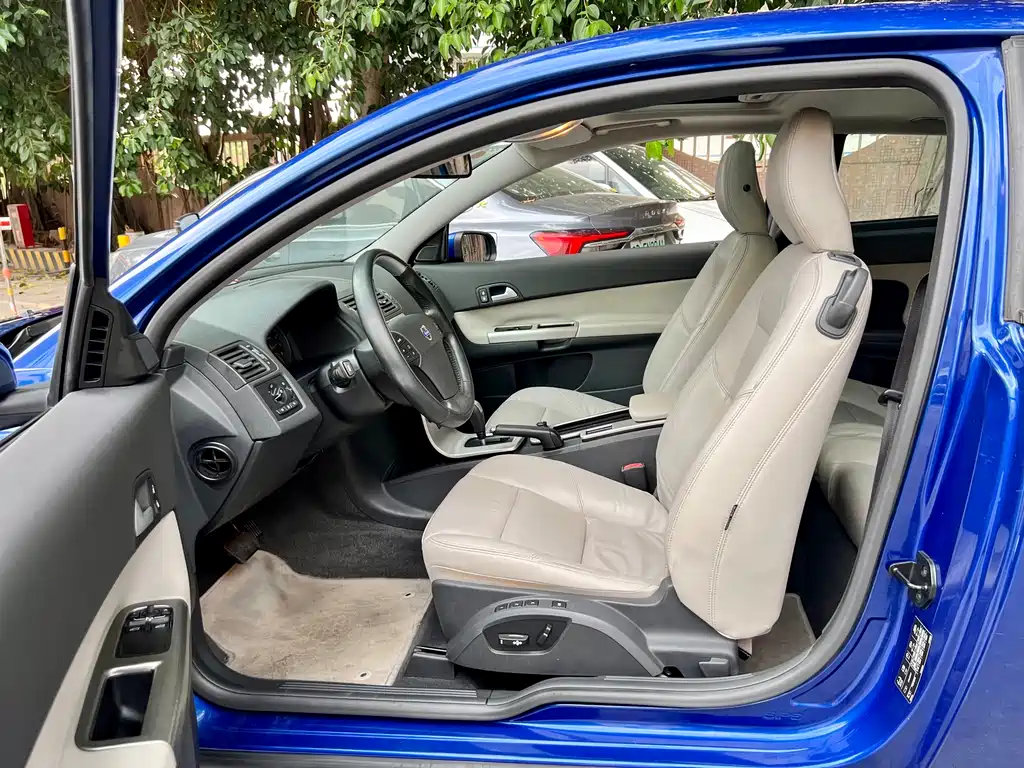 Volvo C30 2008 2.4i