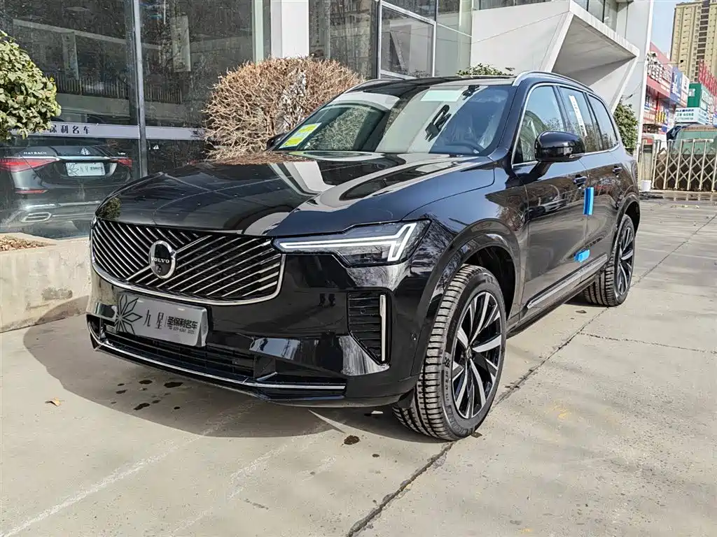 Volvo XC90 PHEV 2026