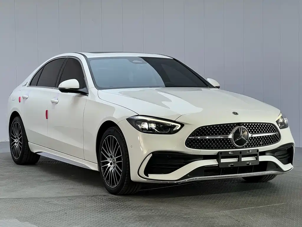 Mercedes-Benz C-Class — миниатюра 3