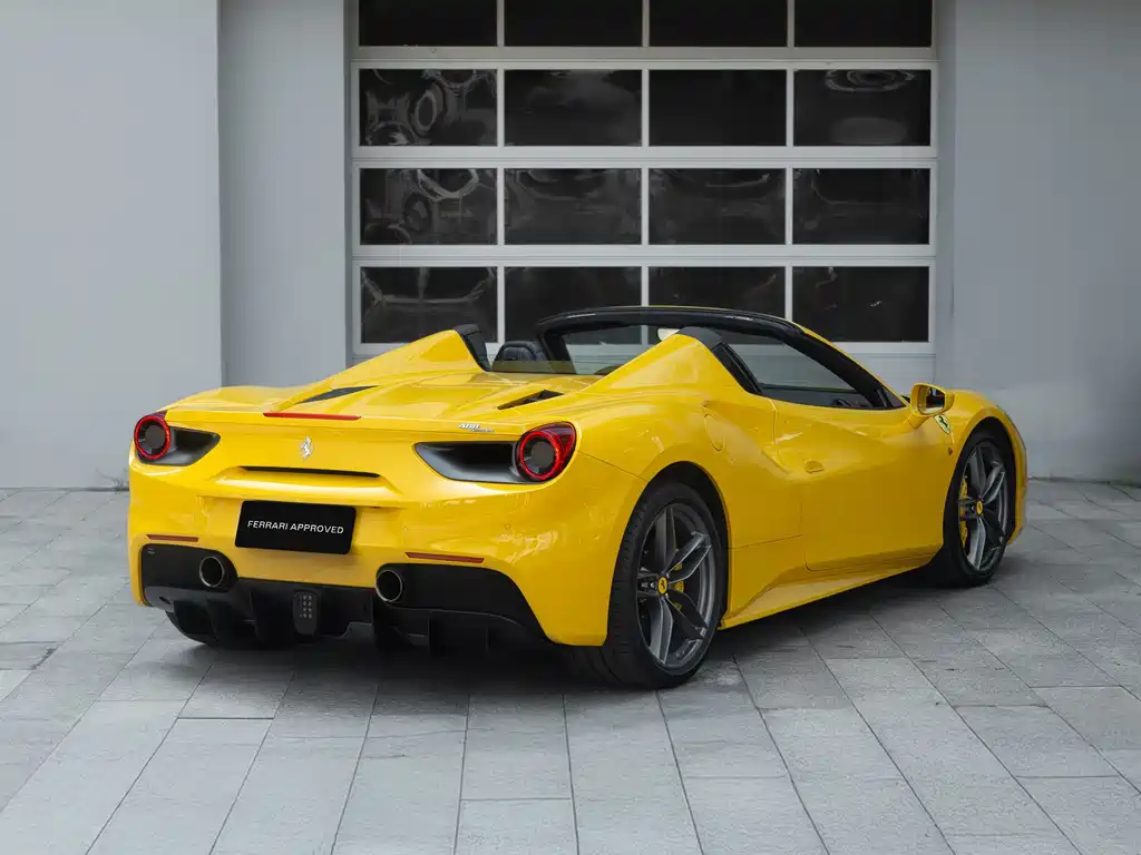 Ferrari 488 — миниатюра 4