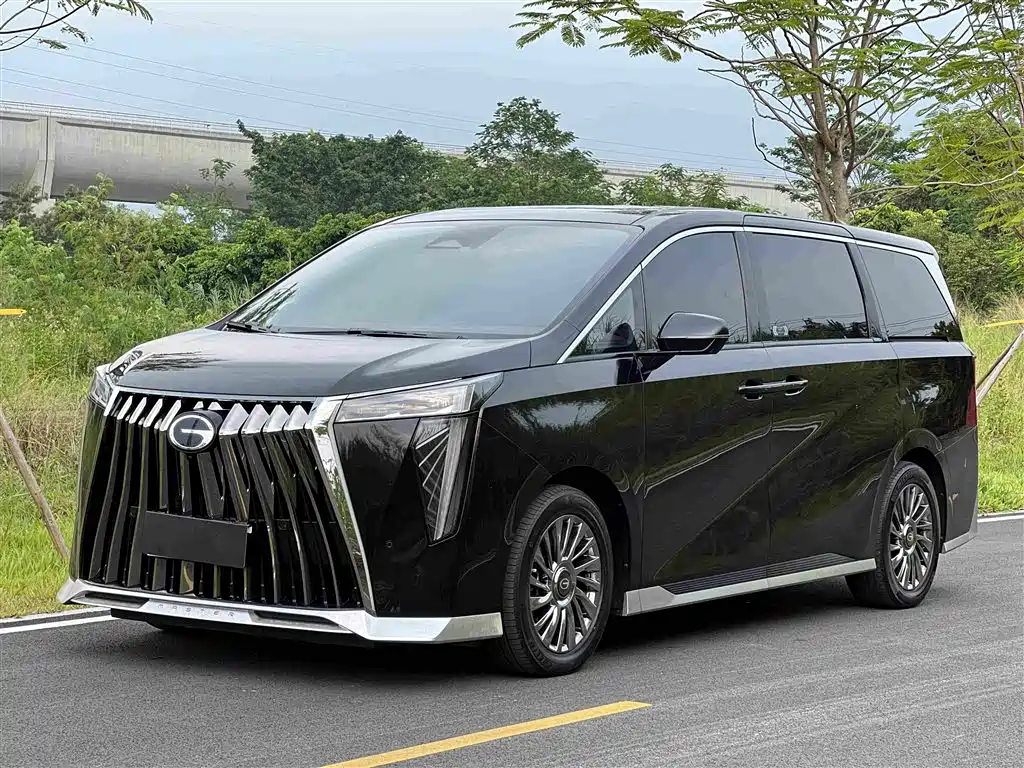 GAC Motor Trumpchi M8