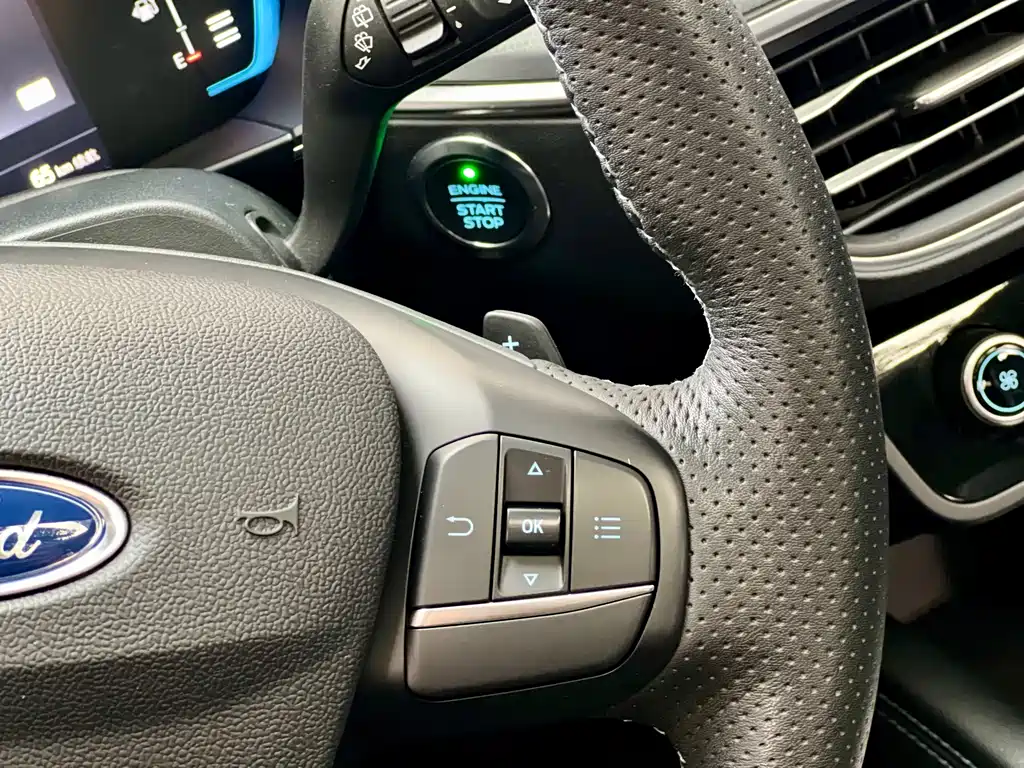 Ford Focus Active — миниатюра 18