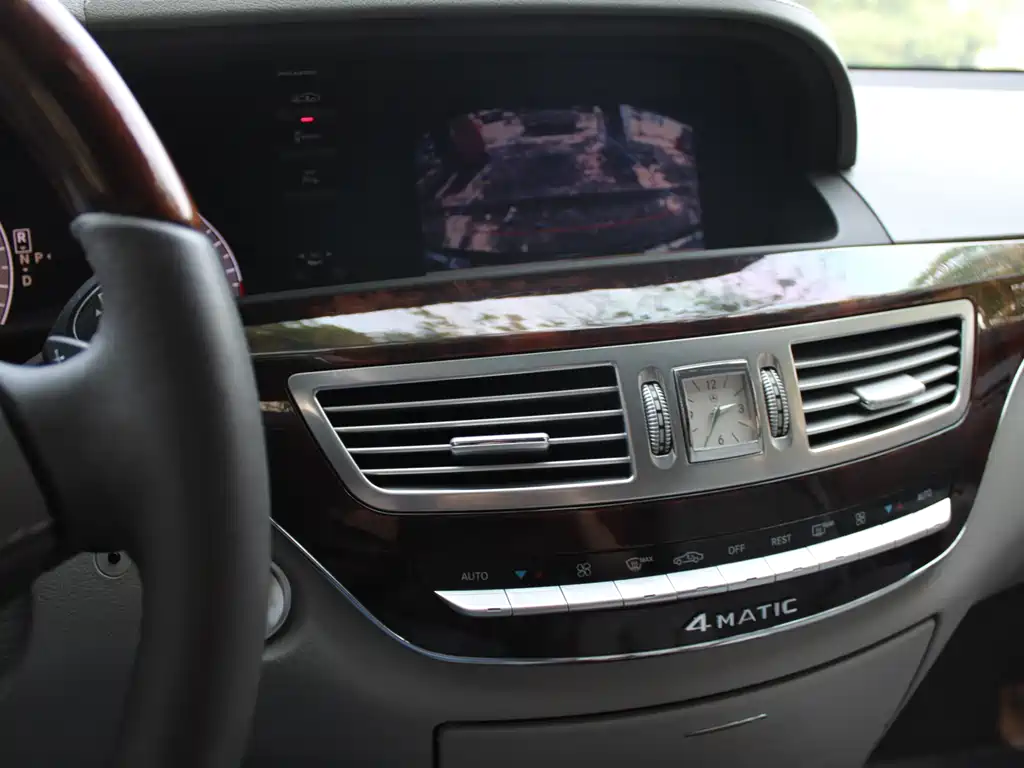 Mercedes-Benz S-Class S 2010 S 350 L 4MATIC
