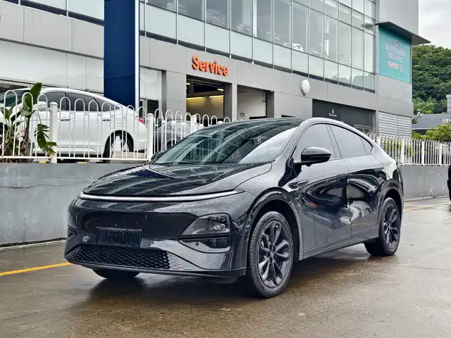 2025 Xpeng G6