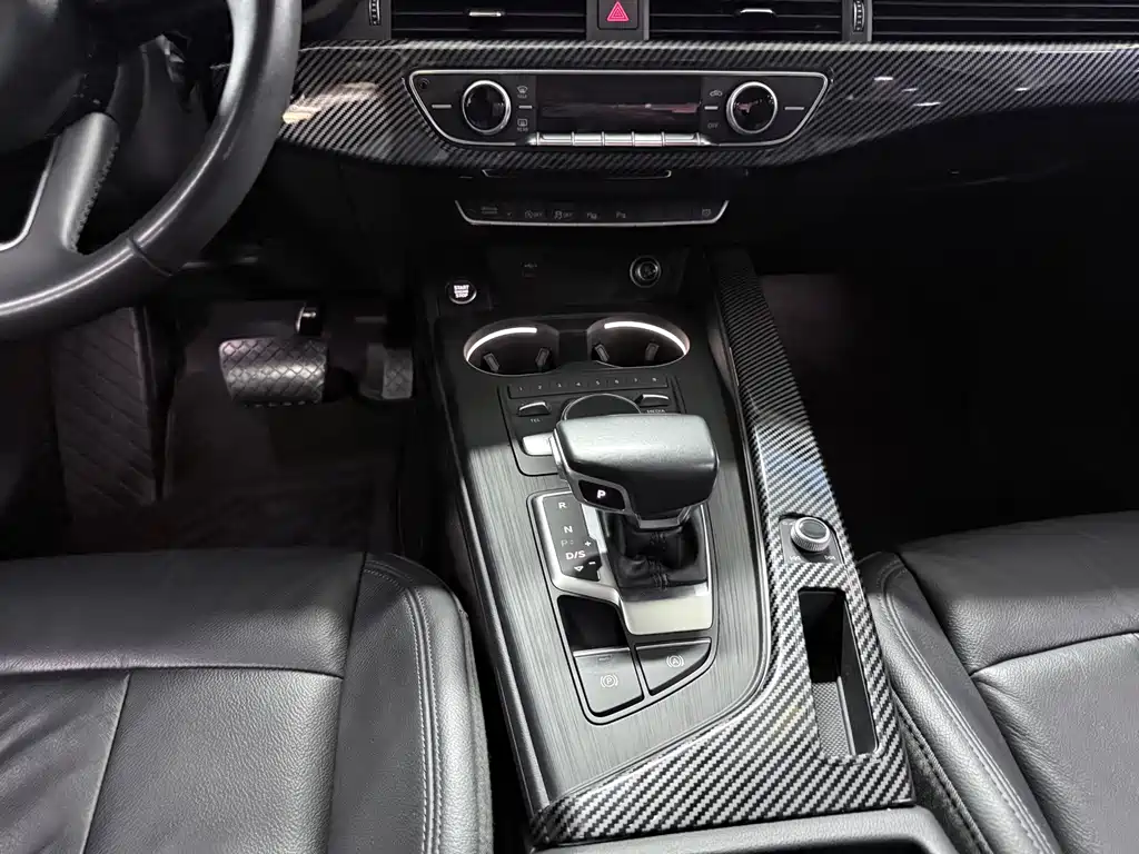 Audi A4L — миниатюра 15