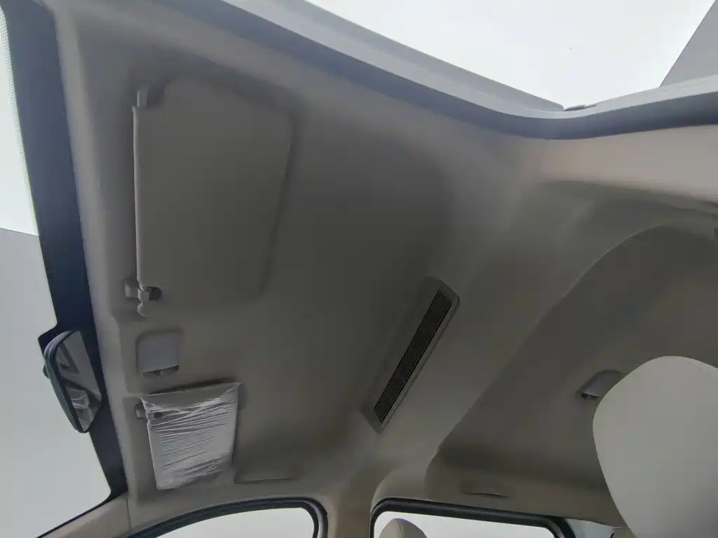 Wuling Hongguang V — миниатюра 14
