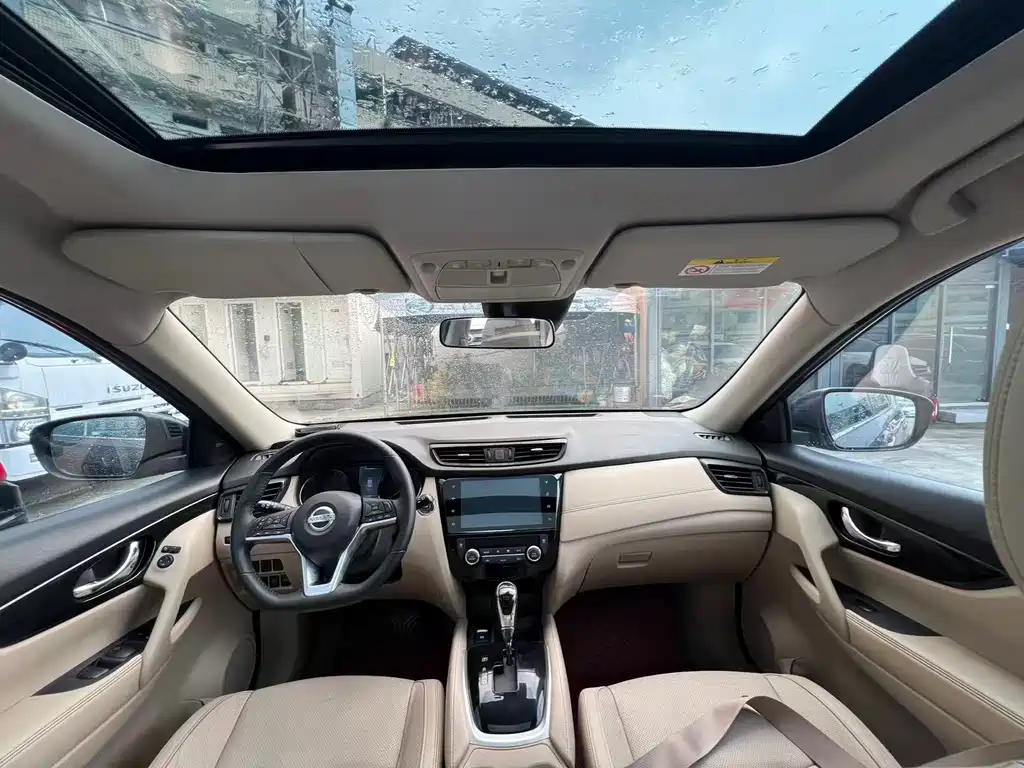 Nissan X-Trail — миниатюра 5