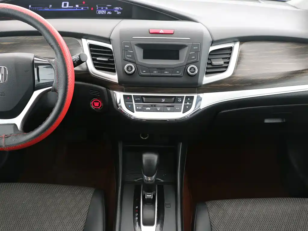 Honda Jade — миниатюра 13