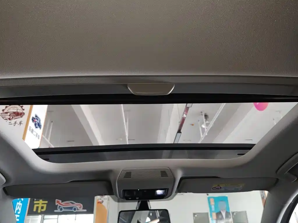 Volkswagen Golf — миниатюра 18