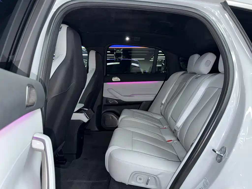 NIO EC7 — миниатюра 9