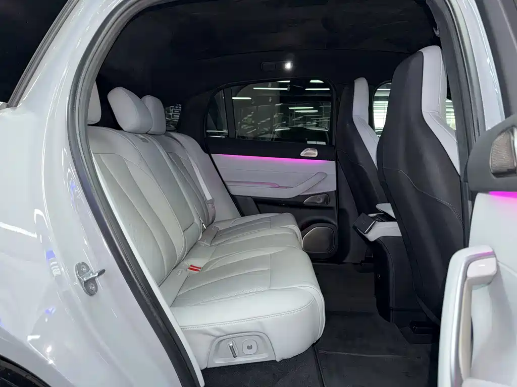 NIO EC7 — миниатюра 11