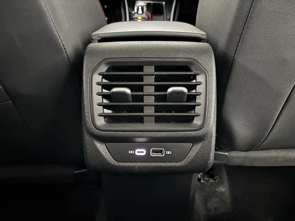 Volkswagen Lamando — миниатюра 20
