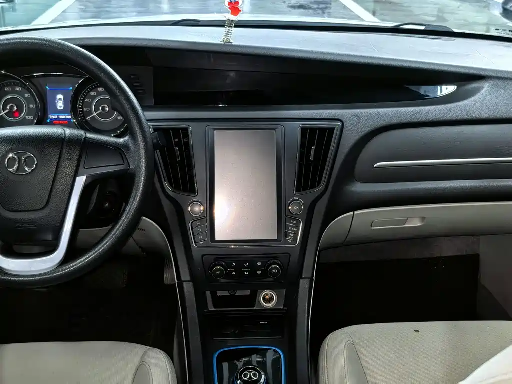 BAIC New Energy EU — миниатюра 10