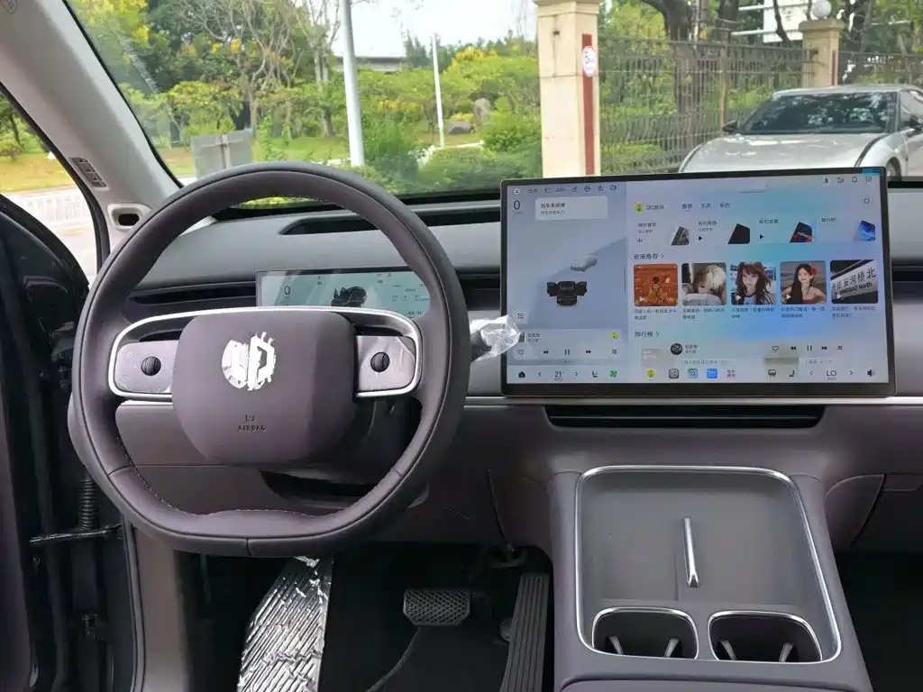 Leapmotor Leapmotor C10 — миниатюра 6